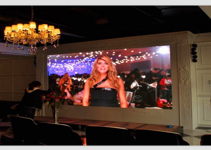 1R1G1B HD LED 영상 벽 최고 얇은 표시판 1500nits 광도 4mm 화소 협력 업체