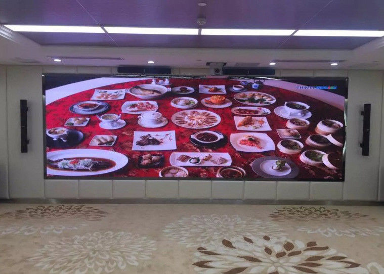 중국 호텔 로비를 위한 작은 거리 LEDVideo 벽면 P2.5 HD 1/32년 스캐닝 드라이브 공장